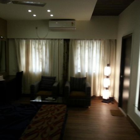 Hotel Rushabh Home Kolkata Ngoại thất bức ảnh