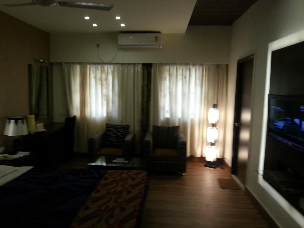 Hotel Rushabh Home Kolkata Ngoại thất bức ảnh