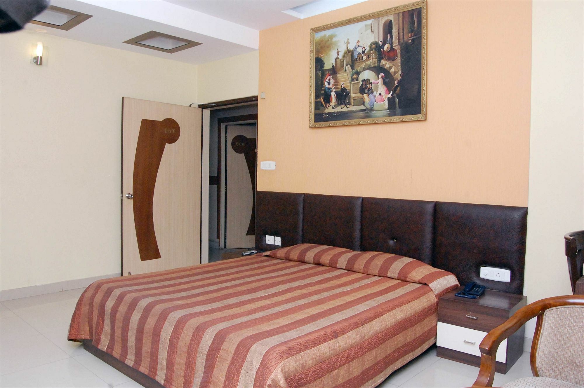 Hotel Rushabh Home Kolkata Ngoại thất bức ảnh